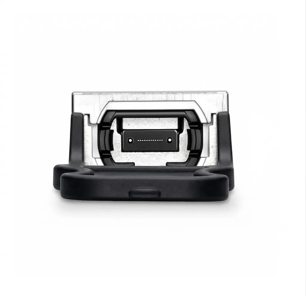 MPO 12F black latch eSR4.webp